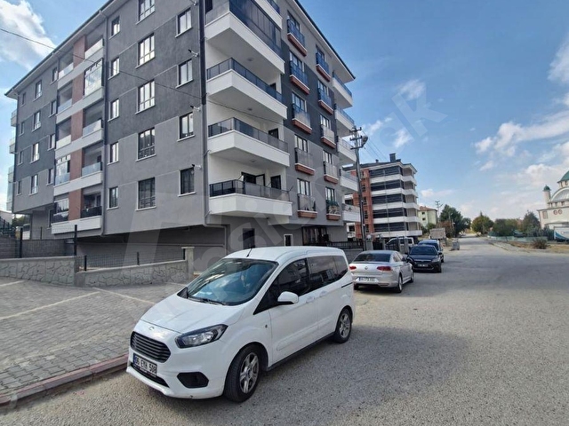 HASANOĞLANDA ÜSTÜN BİR ALTI, SIFIR, İSKANLI, ASANSÖRLÜ DAİRE