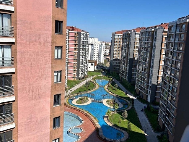 Beylikdüzü Adnan kahveci Mahallesi Site İçinde Sıfır 4+1 Daire