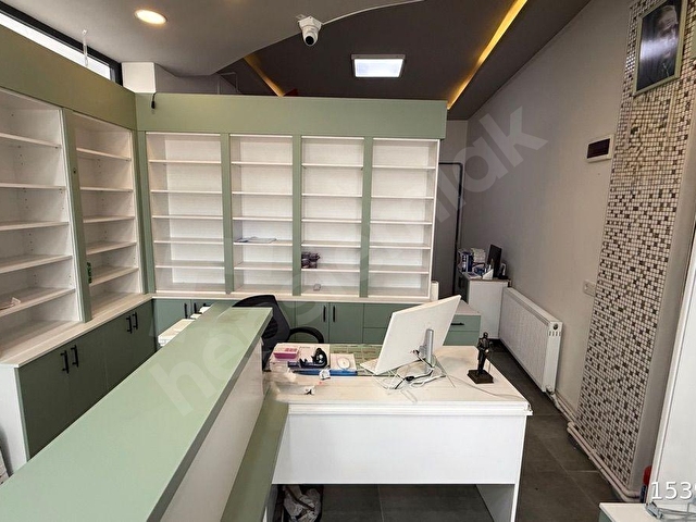 Şehir Hastanesi Çevresi 2 Katlı Tüm Eczane Donanımıyla Kiralık Dükkan - Görsel 5