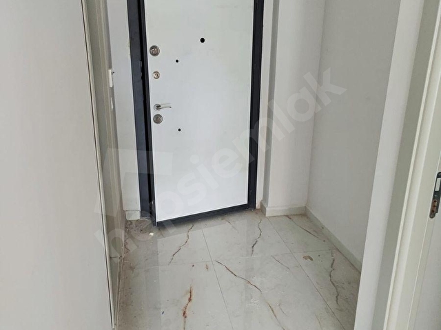 SUNULLAH MH DİŞ HASTANESİ CIVARI BAHÇE KULLANIMLI 2+1 SATILIK - Görsel 12