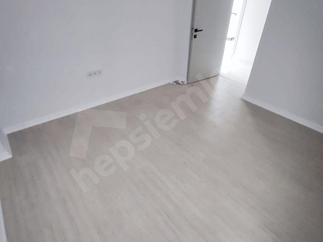 SUNULLAH MH DİŞ HASTANESİ CIVARI BAHÇE KULLANIMLI 2+1 SATILIK - Görsel 16