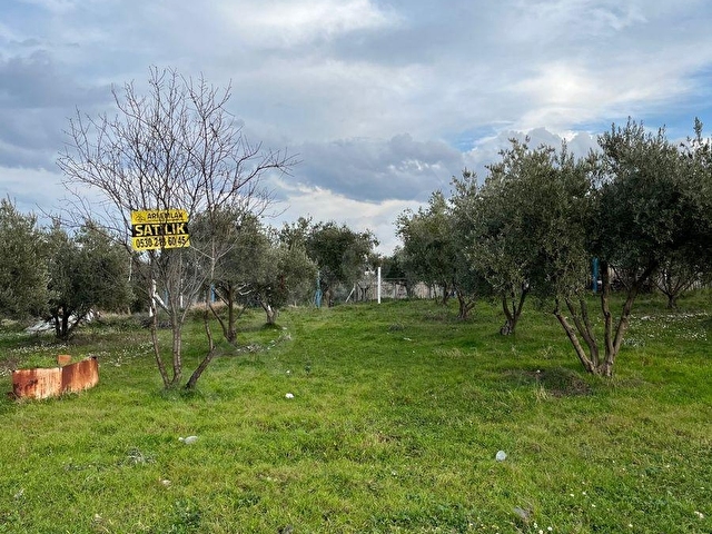 PAZARLIKLI, AVŞAR MAHDE 322 m2, ÜÇ KAT İMARLI, ÜÇ TARAFI BAHÇELİ, GENİŞ CADDE ÜZERİNDE SATILIK ARSA - Görsel 30