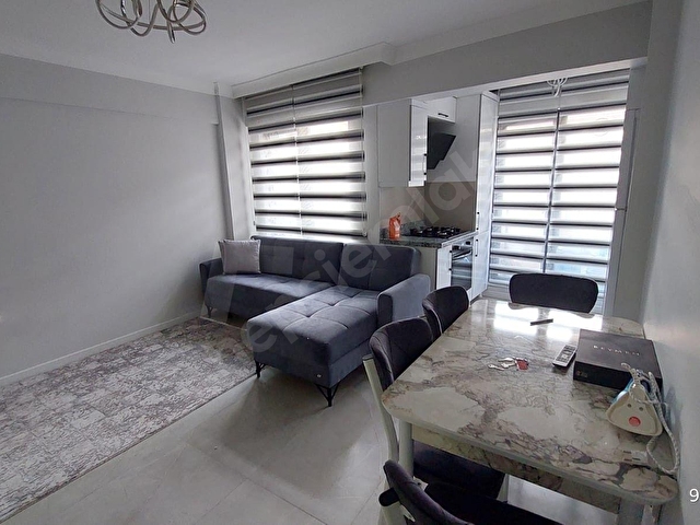 ATAMANDAN YENİ BİNADA ASANSÖRLÜ LÜKS EŞYALI 1+1 KİRALIK DAİRE - Görsel 3