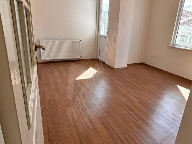 SAHİBİNDEN SELİMPASA YOGURTHANE MEVKİİ AİLE APARTMANINDA KİRALIK 3+1 DAİRE - Görsel 9