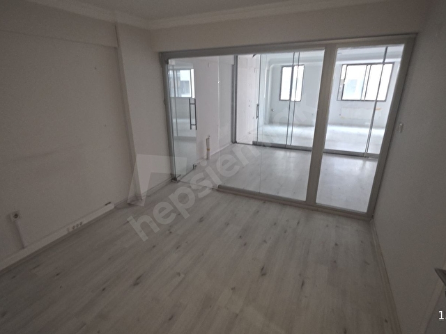 alsancak kıbrıs şehitlerinde ofis - Görsel 21