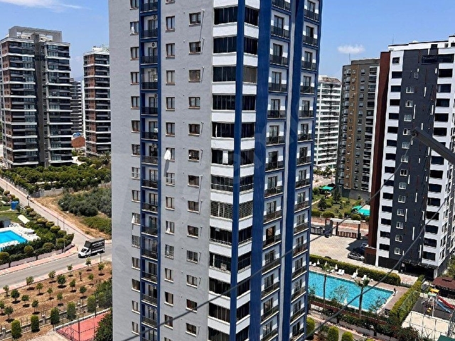🔑 Akdeniz Mahallesinin Gözde Konumunda 5+1 Kiralık Daire