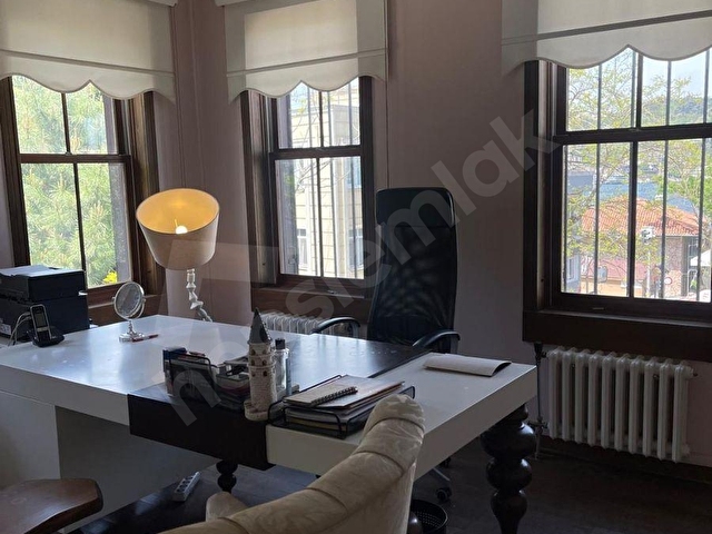 Kandilli İskele Karşısında Boğaz Manzaralı Teraslı Satılık Köşk - Görsel 24