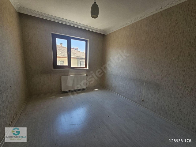 OVA MARKETE YAKIN KİRALIK 3+1 DAİRE - Görsel 6