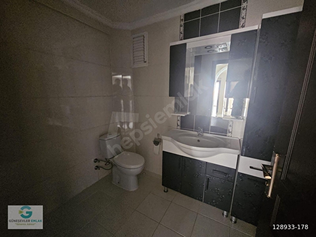 OVA MARKETE YAKIN KİRALIK 3+1 DAİRE - Görsel 14