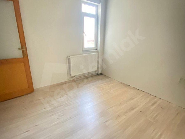 MEYDAN MAH.DE**SELİMİYE CAMİ YAKININDA**2+1** KİRALIK**DAİRE - Görsel 19