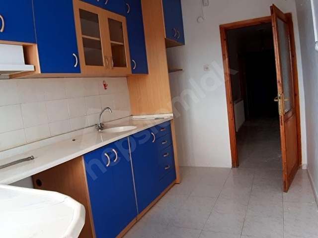 MEYDAN MAH.DE**SELİMİYE CAMİ YAKININDA**2+1** KİRALIK**DAİRE - Görsel 2