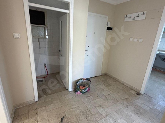 DİKİLİ ÜMMETOĞLUNDAN ŞEHİR MERKEZİNDE 2+1 ARAKAT KİRALIK DAİRE - Görsel 12