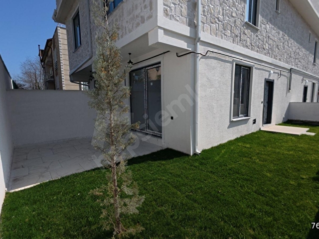 KOCAALİNİN GÖZDE KONUMUNDA 4+1 TRİPLEKS MÜSTAKİL VİLLA - Görsel 8
