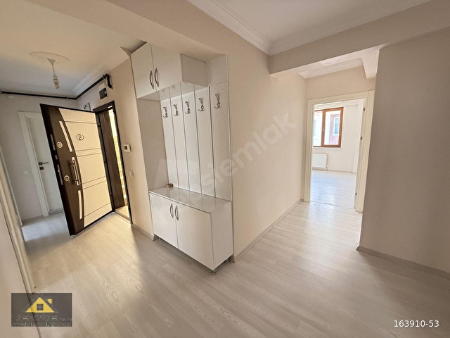 REXWELLden BURSA CADDESİ YANINDA EN ÜST KAT ASANSÖRLÜ E.BANYOLU - Görsel 22