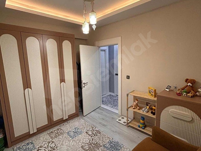 VUSLAT EMLAKTAN SARI KÖPRÜDE SATILIK FULL YAPILI 3+1 DAİRE - Görsel 18