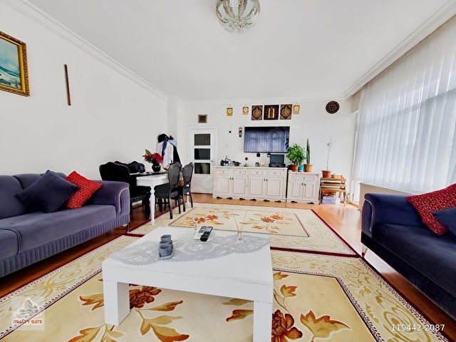 METROYA 400 METRE - LÜKS YAPILI - BAĞIMSIZ SALON - ASANSÖRLÜ 3+1 - Görsel 5