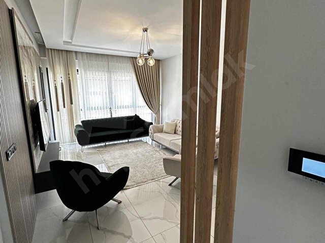 KUŞADASINDA SATILIK GENİŞ 1+1 SATILIK LÜX DAİRE - Görsel 5