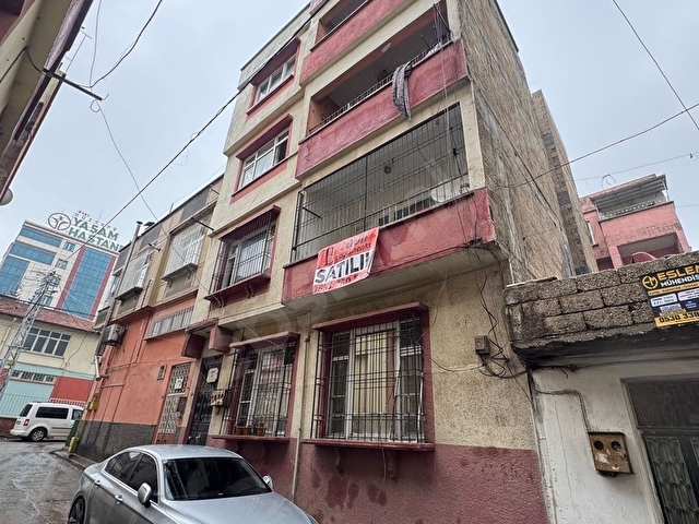 YAŞAM HASTANESİ YANINDA 4 KATLI SATILIK MÜSTAKİL DAİRELER