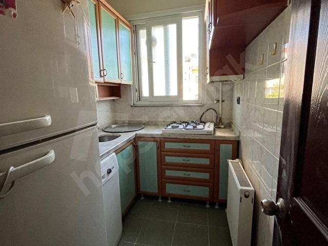 KADIKÖY ZENDEN ACIBADEM CADDESİNDE ARA KAT KİRALIK DAİRE - Görsel 10