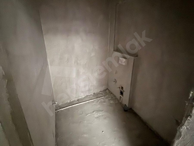 KIZILAY TUNA CADDESİNDE KİRALIK DEPOLU DÜKKAN 60 m2 - Görsel 18