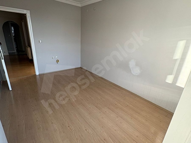 SALI PAZARININ YANINDA 3.KAT ASANSÖRLÜ GENİŞ DAİRE - Görsel 9