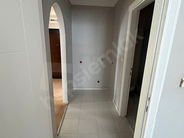 SALI PAZARININ YANINDA 3.KAT ASANSÖRLÜ GENİŞ DAİRE - Görsel 7