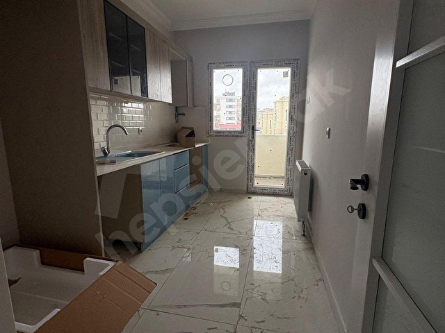 ROTADAN AHMETYASEVİ MH SİTE İÇERİSİ ASANSÖRLÜ 2+1 KİRALIK DAİRE - Görsel 3
