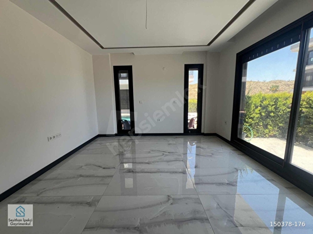 EN GÖZDE SİTERİNDEN LOTUS SİTESİNDE 2+1 KAPALI MUTFAKLI DAİRE - Görsel 25