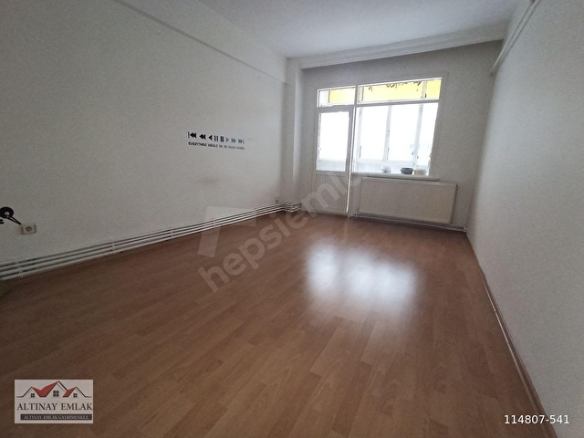 4. LEVENT EMNİYETEVLERİNDE GENİŞ KULLANIŞLI 3+1 KİRALIK DAİRE - Görsel 3