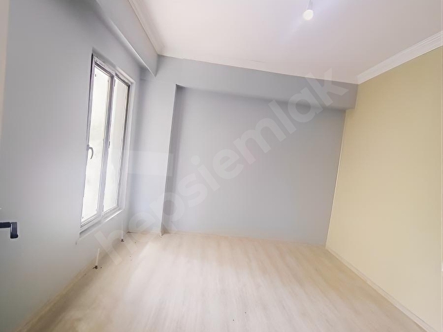 FULL + FULL ÖZEL GÖME DOLAPLİ YUKSEK GİRİS 1+1 DAİRE - Görsel 2