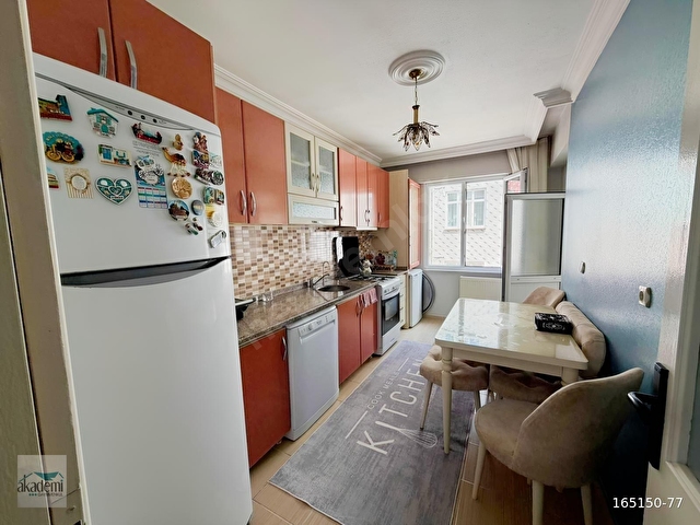 Çerkezköy meydan da 3+1 öztrak caddesi arkası Arakat - Görsel 6