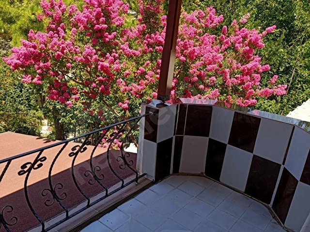 BÜYÜKÇEKMECE SİNANOBA SAHİLTEPE SİTESİNDE 4+2 SATILIK VİLLA - Görsel 18