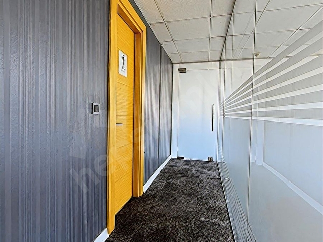 E-5 ADNAN KAHVECİ METRO ÇIKIŞINDA KİRALIK 185M2 BÜRO-OFİS - Görsel 9