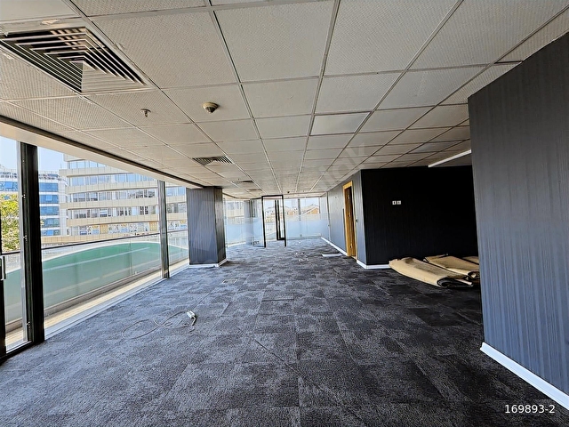 E-5 ADNAN KAHVECİ METRO ÇIKIŞINDA KİRALIK 185M2 BÜRO-OFİS - Görsel 13