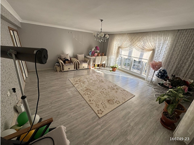 ŞEHİT KUBİLAYDA CADDE ÜZERİ OKUL YANI 4+1 SATILIK SİTE DAİRESİ - Görsel 2