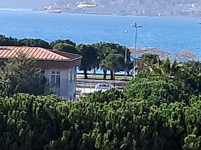 GÜNEY İST.GROUP KARTAL 5+1 192 M2 DENIZ MANZARALI SATILIK DUBLEX