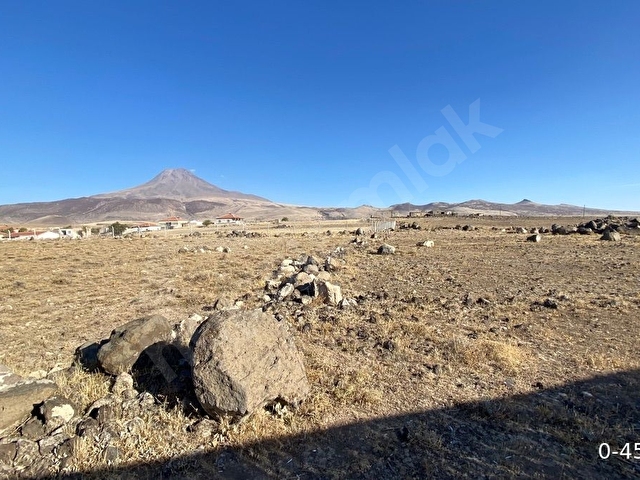AKSARAY MERKEZDE KARAYOLUNA 168 METRE CEPHELİ 33 DÖNÜM FIRSAT ARAZİ - Görsel 4