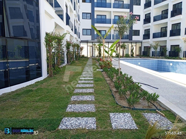 Kuşadasında Denize Sadece 20 Metre Mesafede, 7/24 Güvenlikli, Kapalı Otoparklı, Havuzlu Lüks Daire - Görsel 25