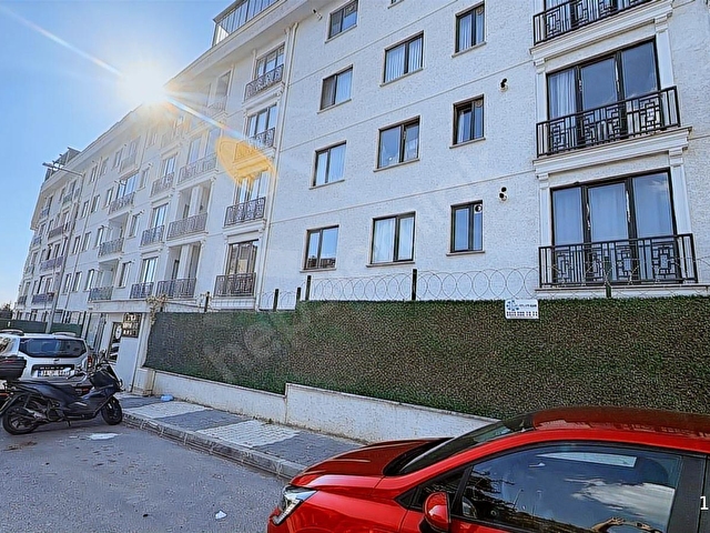 Marmara Üni.Yakını,Site İçi, Ön Cephe Ayrı Mutfaklı 2+1 Balkonlu - Görsel 24