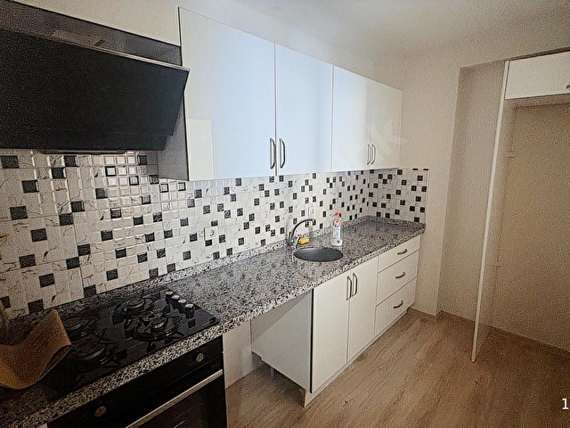 Marmara Üni.Yakını,Site İçi, Ön Cephe Ayrı Mutfaklı 2+1 Balkonlu - Görsel 8