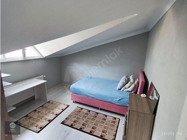 EDİRNE MERKEZDE BÜYÜK TERASLI, EŞYALI 2+0 KİRALIK DAİRE