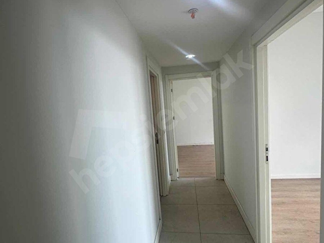 BATIŞEHİR SİTESİNDE TAŞINMAYA HAZIR 2+1 KİRALIK DAİRE - Görsel 30