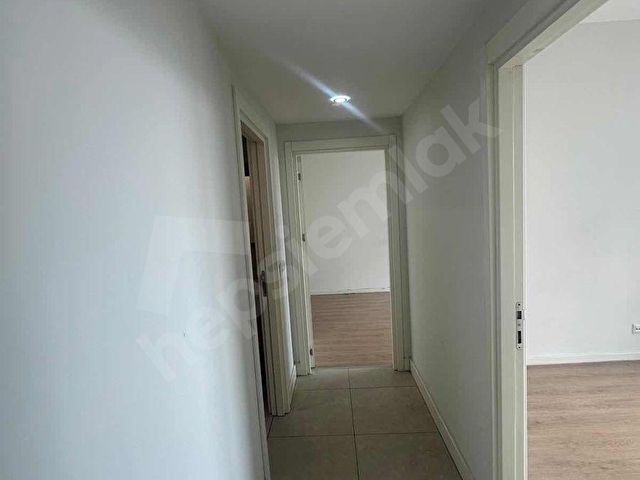 BATIŞEHİR SİTESİNDE TAŞINMAYA HAZIR 2+1 KİRALIK DAİRE - Görsel 28