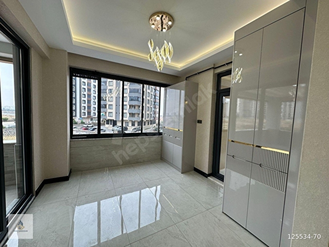 KAÇIRILMAYACAK! AKKENTTE KONFORLU VE ŞIK 2,5+1 SATILIK DAİRE - Görsel 7