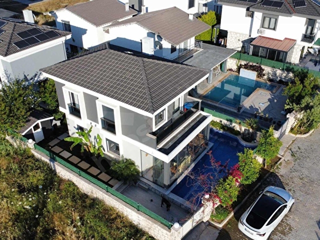Çeşmede satılık tek müstakil villa SALİH DERLİ - Görsel 6