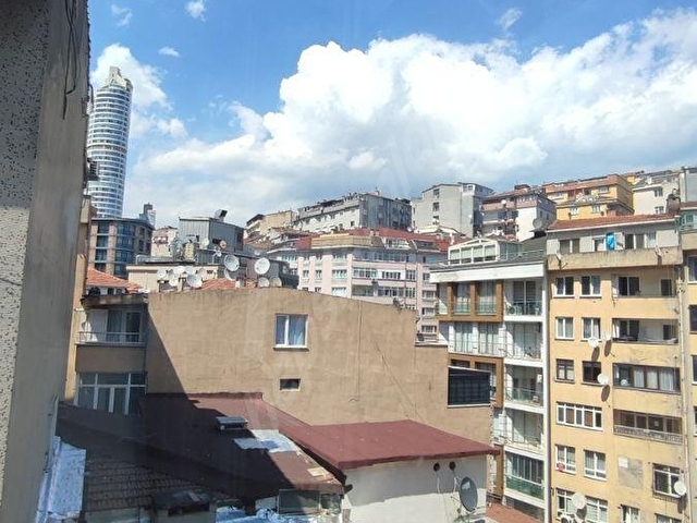 ŞİŞLİ 19 MAYISTA İÇİ YENİLENMİŞ  2+1  KİRALIK DAİRE - Görsel 7