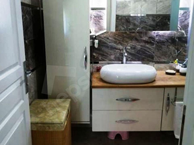 Bandırma Toki Evlerinde Ara Kat Balkonlu 3+1 Kiralık Daire - Görsel 13