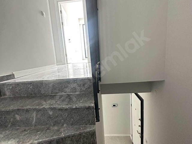 KARTEPE FSM DE SATILIK DAİRE 3+1 SİTEİÇİ HAVUZLU GÜVENLİKLİ - Görsel 17