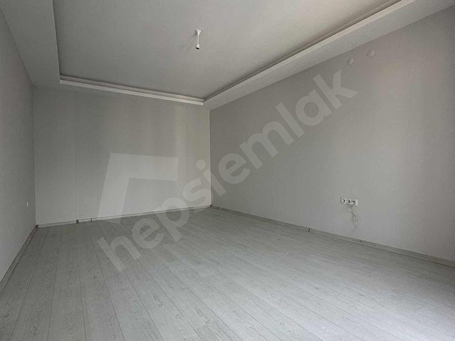 KARTEPE FSM DE SATILIK DAİRE 3+1 SİTEİÇİ HAVUZLU GÜVENLİKLİ - Görsel 14