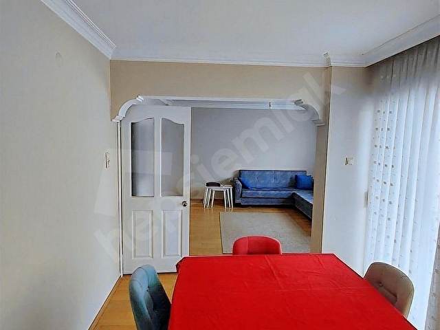 Bahçelievlerde 3+1 Aydınlık Bakımlı Daire - Görsel 12